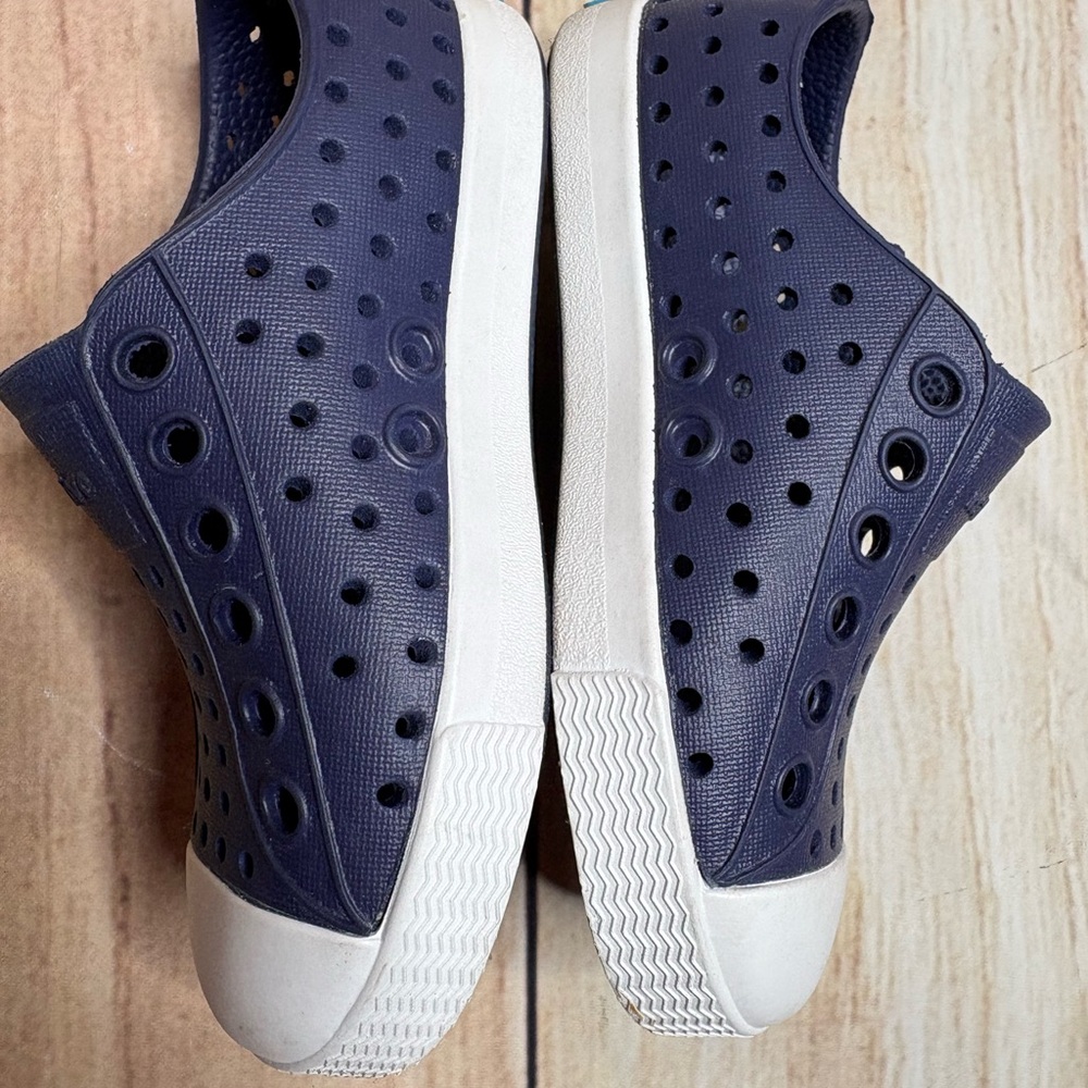NATIVE Jefferson Navy Blue Size C6 - Picture 4 of 9